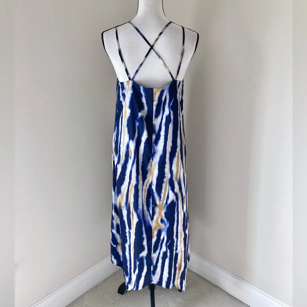 EVEREVE Brylee Crisscross Back Slip Dress Size M - Picture 6 of 11